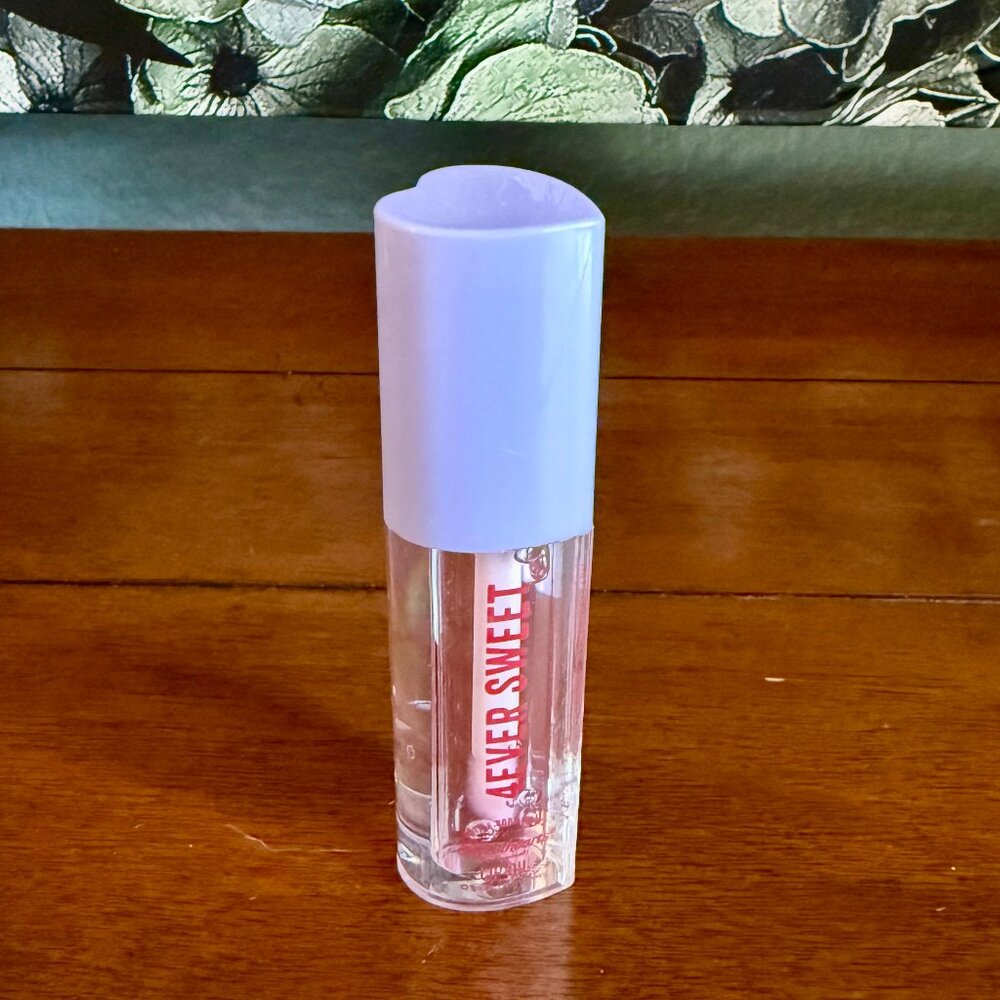 NEW 4EVER SWEET Lip Oil Bath & Body Works